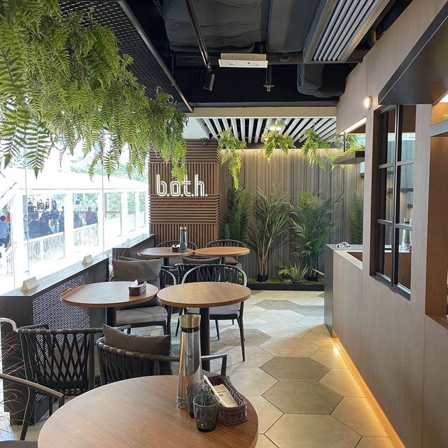 香港荃灣｜植物牛肉burger打卡餐廳🍔