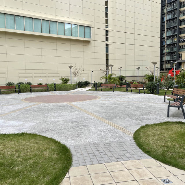 Edf. Mong Tak Podium Garden