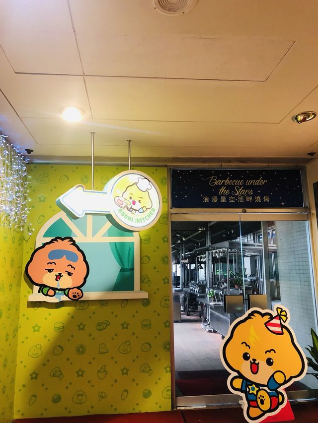 不同種類小食，價錢便宜