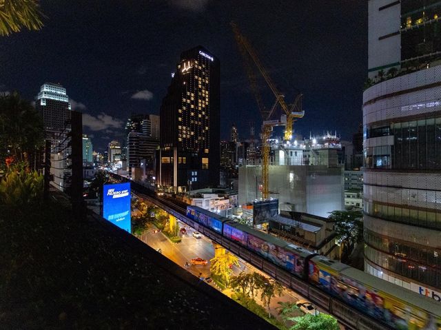 Holiday Inn Bangkok Sukhumvit 