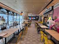 澳門葡京人：新穎酒店，提供多種美食和主題裝置