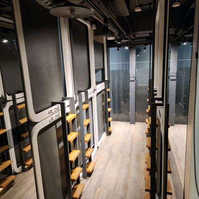 台北市膠囊旅店體驗