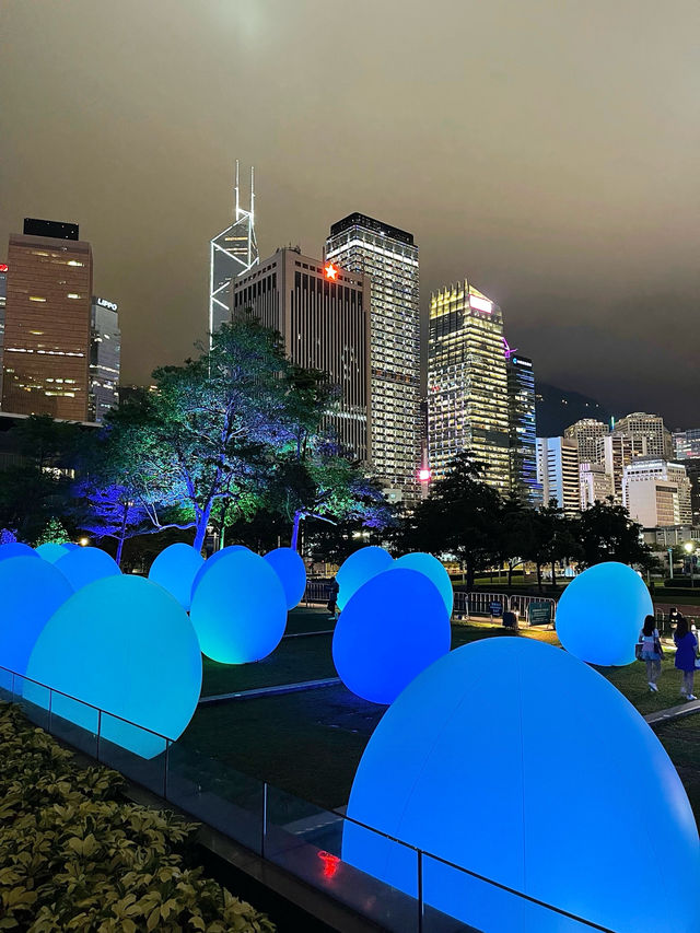 香港發光蛋打卡展覽-teamLab：光漣