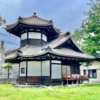 Tranquil Escape in Naritasanshinkyu-ji