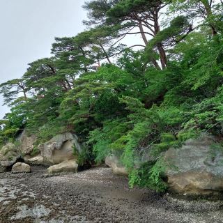 Small islands with beautiful views