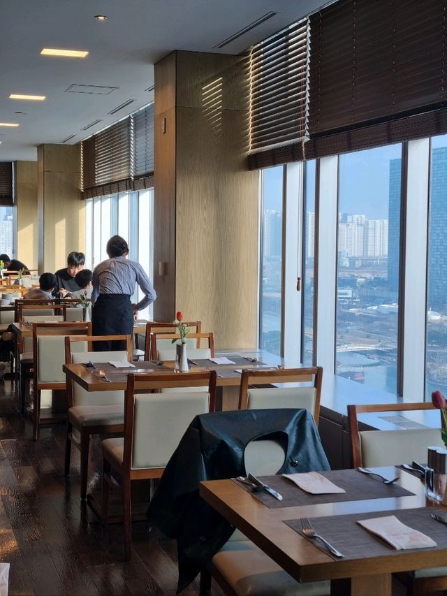 센트럴파크뷰와 함께 즐기는 조식