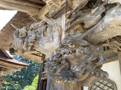 赤城山 西福寺】越後のミケランジェロ 石川雲蝶の彫刻が美しい | Trip