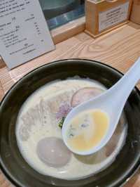 尋找隱蔽排隊拉麵店 🍜 實測中規中矩
