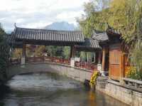 【麗江古城】中式建築特色，適合早上或傍晚遊覽