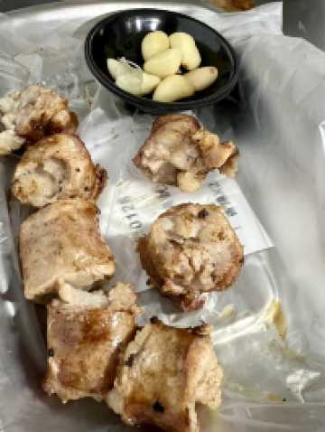 新竹 吃肉圓配烤香腸