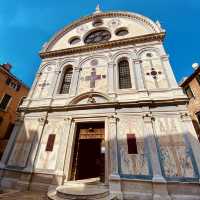 "Venice: A Tapestry of Stunning European Architecture and Scenic Canals"