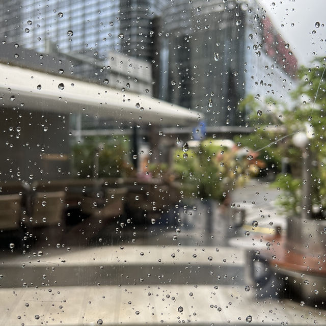 Blend: A Tranquil Breakfast Haven Amidst the Urban Rush