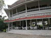 พักผ่อนที่ โรงแรมเซ็นทาราแกนด์ หัวหิน