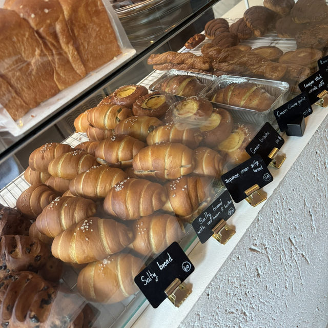 OHU  Bakery, Chiangmai 🤎🐌 