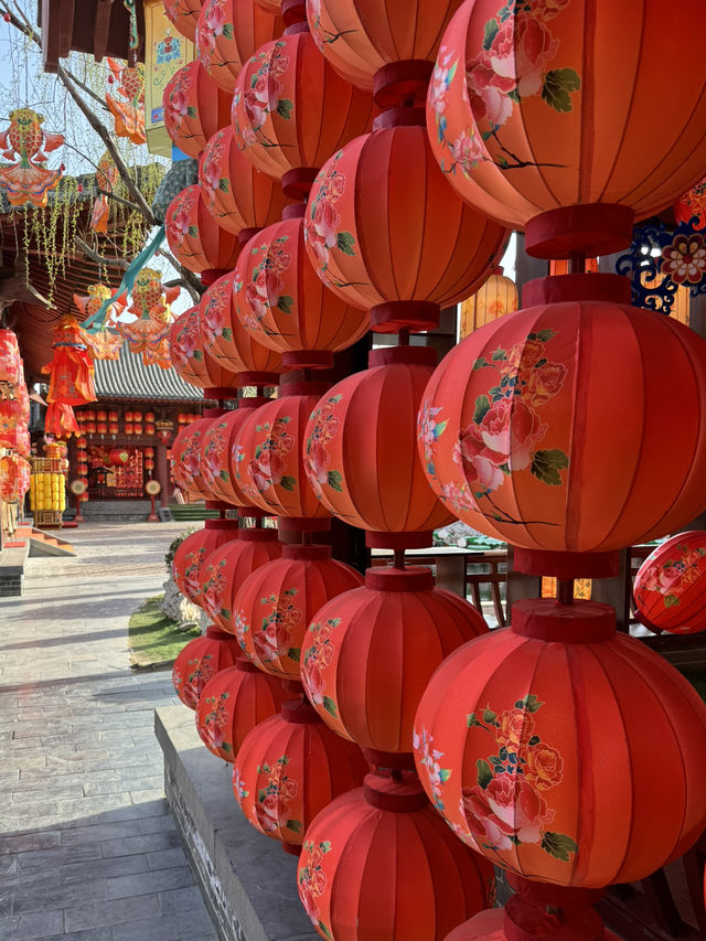 Illuminating Joy: Celebrating Chap Goh Mei at the Lantern Festival