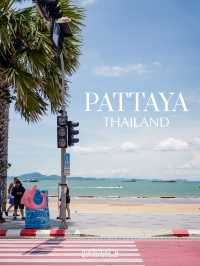 เดินเล่นริมชายหาดพัทยาในยามเช้า