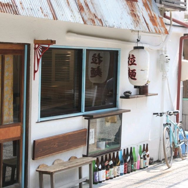 【広島】尾道本通り商店街：地元の味と魅力が詰まった散策スポット