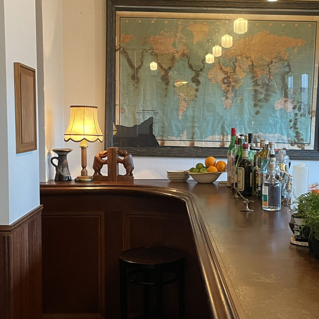 雑居ビルの屋上でひっそりオープンするカフェ"freind in hand"☕️ 
