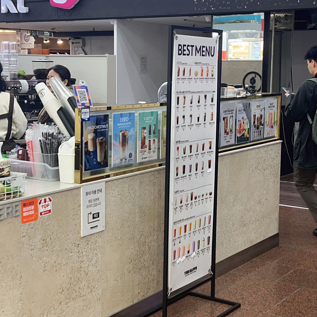 여백1층 더카페