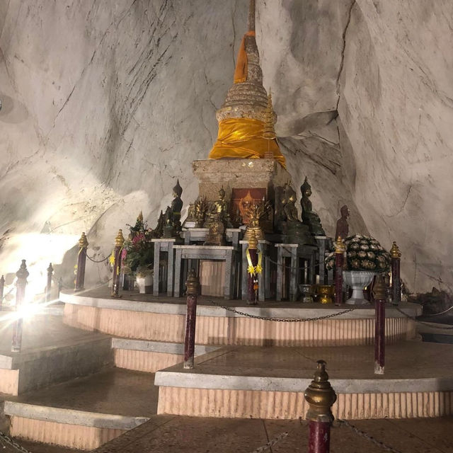เที่ยววัดถ้ำพระโพธิสัตว์ จ.สระบุรี 🌿✨