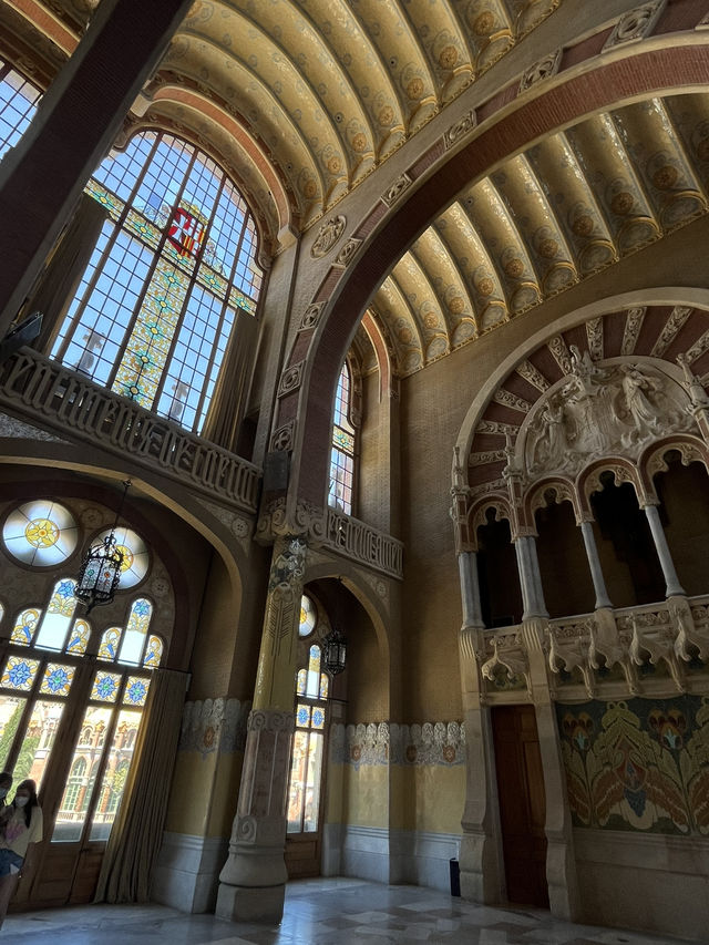 Barcelona - a place full of amazing architectures. Even Hospital are a piece of art!