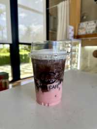 เที่ยว CHAN CAFE คาเฟ่น่ารักธีมคริสต์มาส