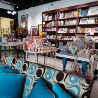 Exploring Ilham Gallery 