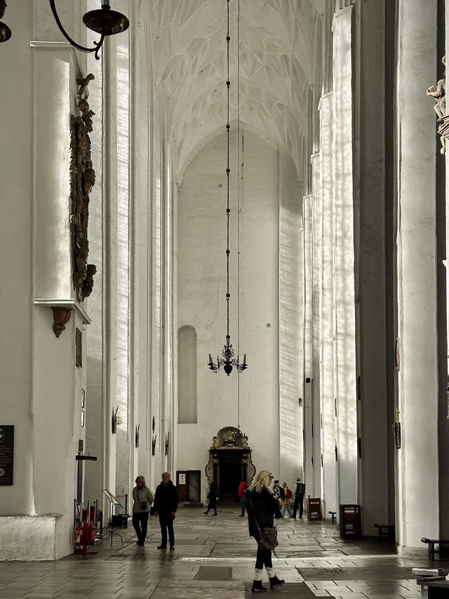 This church is a fine example of “basic but not boring”