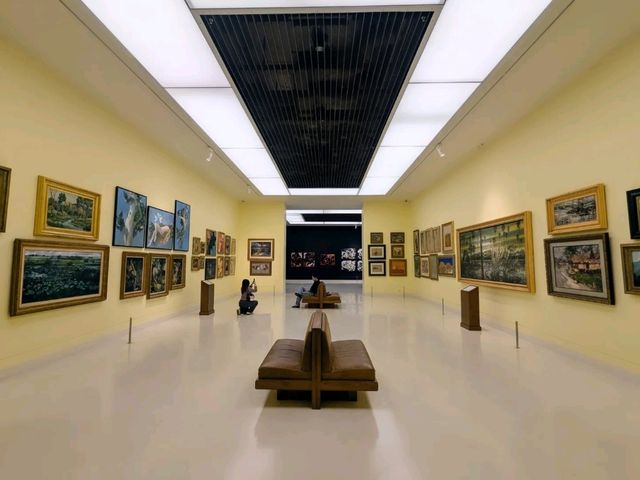 曼谷國寶級雕塑畫作展館：Moca Bangkok 曼谷當代藝術館