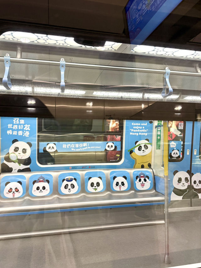 🐼可愛大熊貓打卡熱點📸「大熊貓暢遊 MTR」