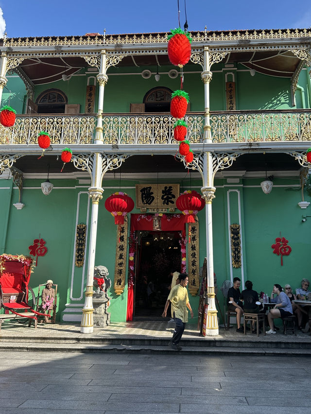 Discover Penang : A Feast of History and Flavour 