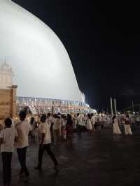 Ruwanwelisaya: The Timeless Beacon of Sri Lanka’s Buddhist Heritage 