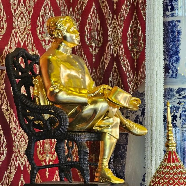 วัดเสมียนนารีพระอารามหลวง