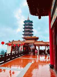 “Chin Swee Temple Pagoda: Serenity, Scenery & Sacred Splendor”