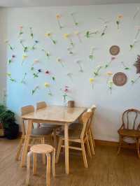 Caffeine ค่าเฟ่น้องใหม่อำเภอ บ้านตาก จังหวัดตาก