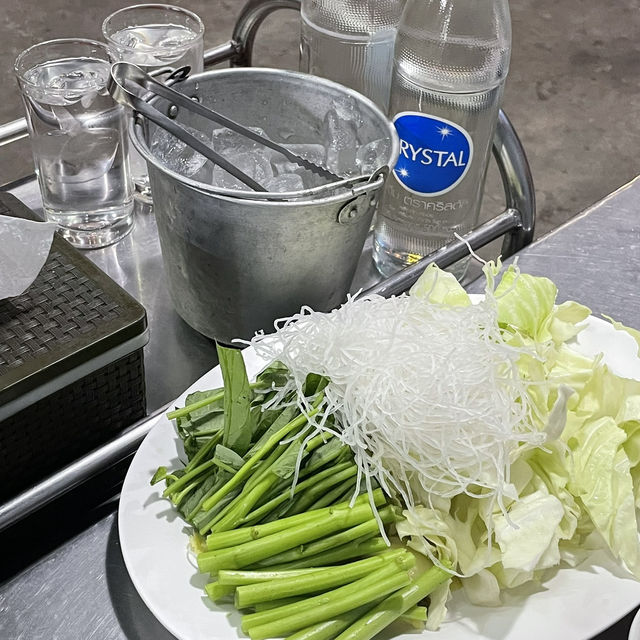 เจ๊เฮี้ยงหมูกระทะ พนมสารคาม