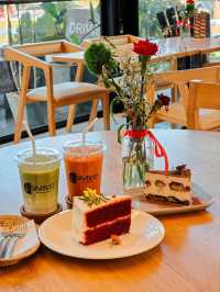 SAWDUST CAFÉ  - ซอดัสท์ คาเฟ่ สันกำแพง