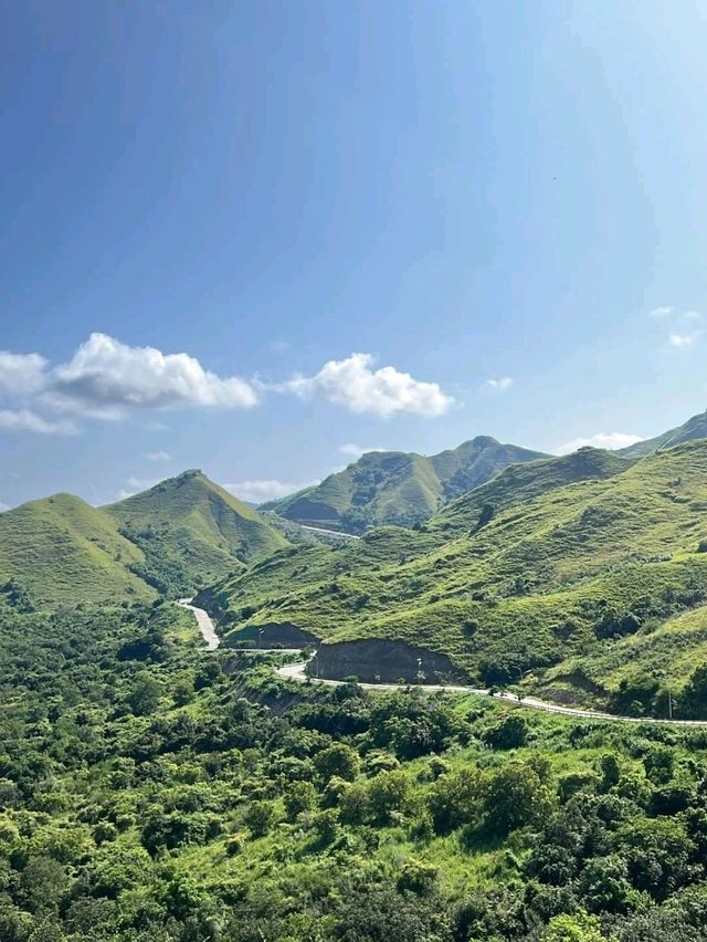 "Labuan Bajo: Gateway to Paradise and the Dragons of Komodo"