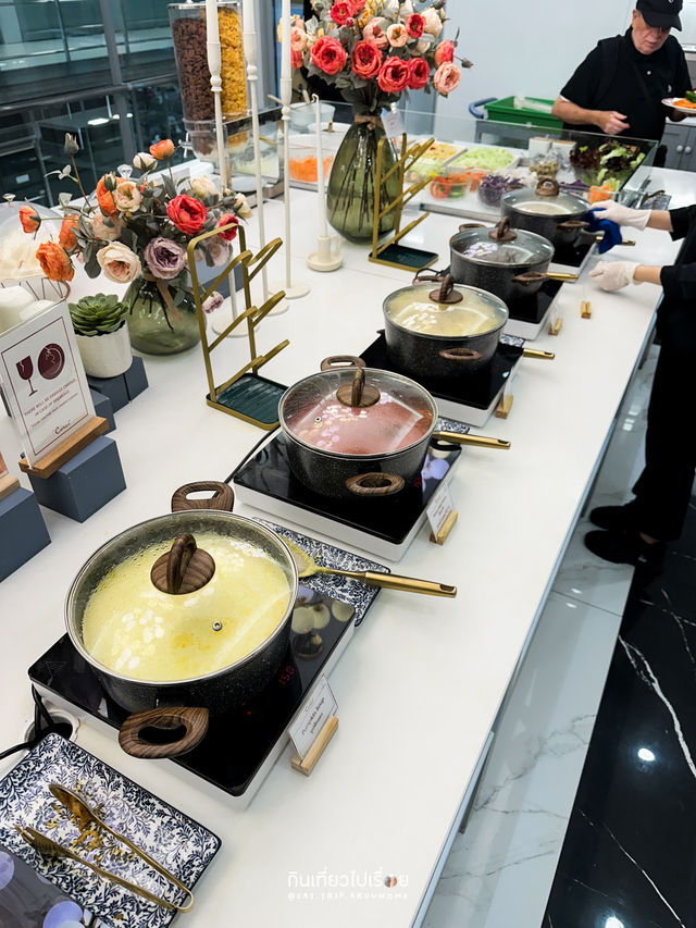 The Coral Lounge นั่งชิลก่อนขึ้นเครื่อง อาหารอร่อย