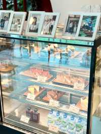 ภูมิใจเสนอ poomjai saner café & coworking