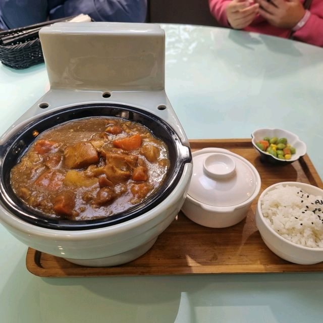 Mordern toilet cafe