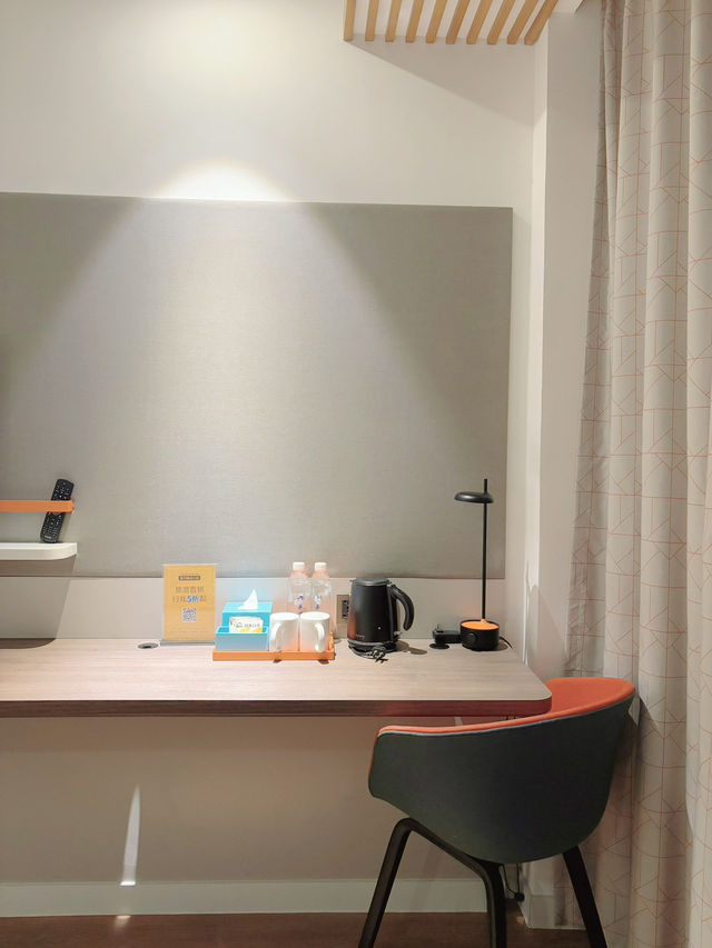 แนะนำที่พัก Holiday Inn Express ที่จิ่วจ้ายโกว