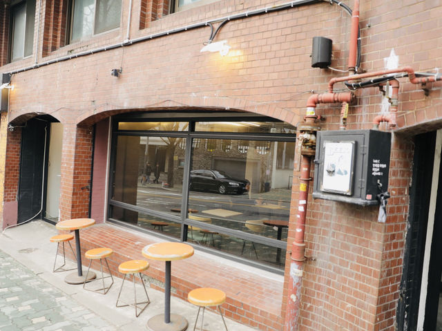 漢南洞爬坡太累 漢南洞超人氣飲品店！Take C 冰沙大杯又便宜，清涼必喝！