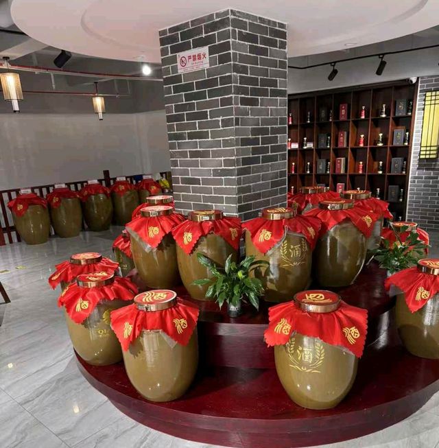 中國貴州省茅台鎮著名景點：茅台镇黔台酒厂，適合打卡拍照