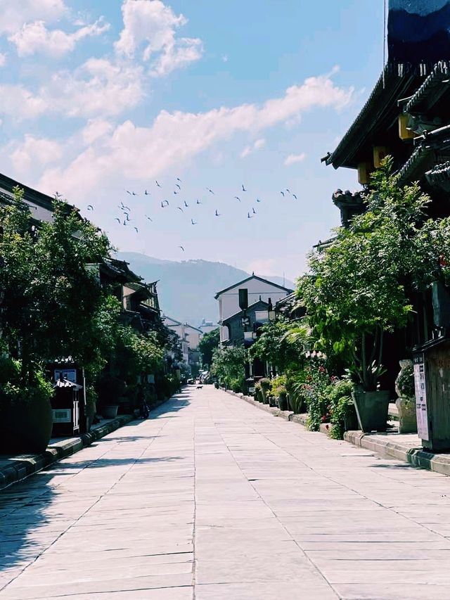 中國雲南大理著名景點巍山古城旅行攻略，適合打卡拍照📸