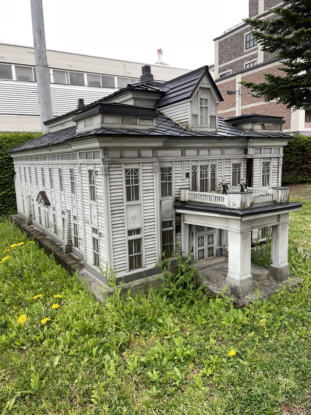 【青森×弘前】和と洋が調和した城下町 ミニチュア建造物も無料で・・