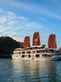 ⛴️🌿 Lost in the Legends: My Halong Bay Cruise Escape! 🌿⛴️