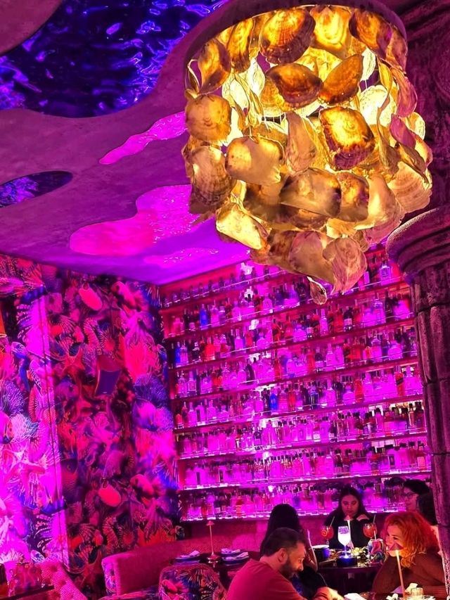 Madrid色彩繽紛餐廳Rosi la Loca