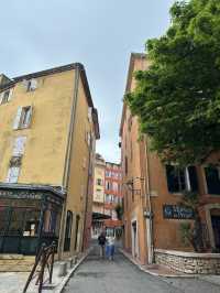 กราซ (Grasse) เมืองน้ำหอม