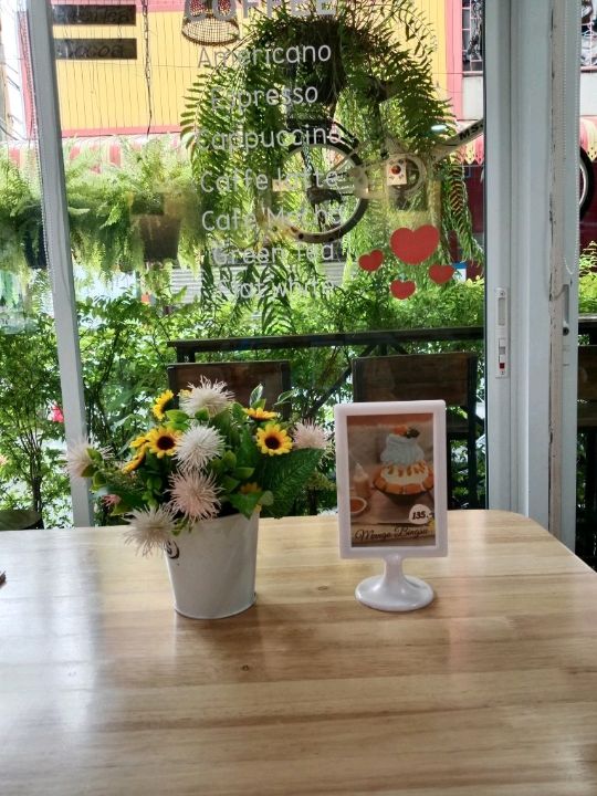 คาเฟ่สไตล์มินิมอล สุดจึ้ง ที่รามคำแหง2